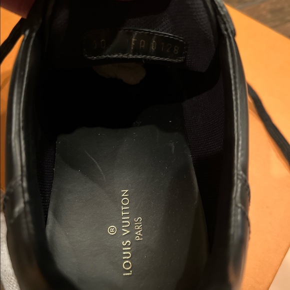 Louis Vuitton Beverly Hills Sneaker Size 10. - Picture 4 of 4